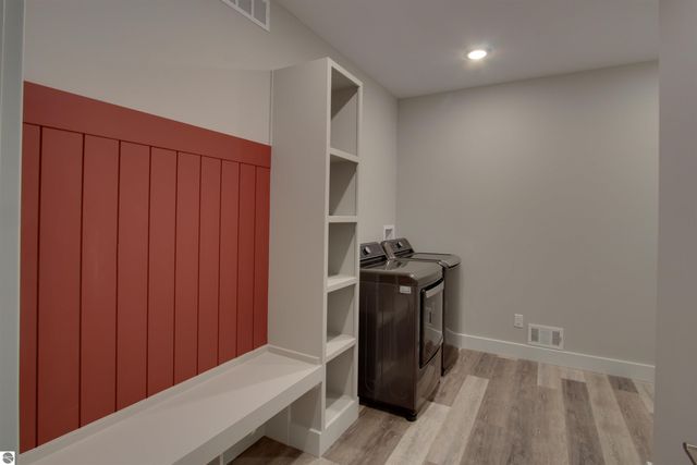 8932 Acres Run Drive, Traverse City, MI 49684