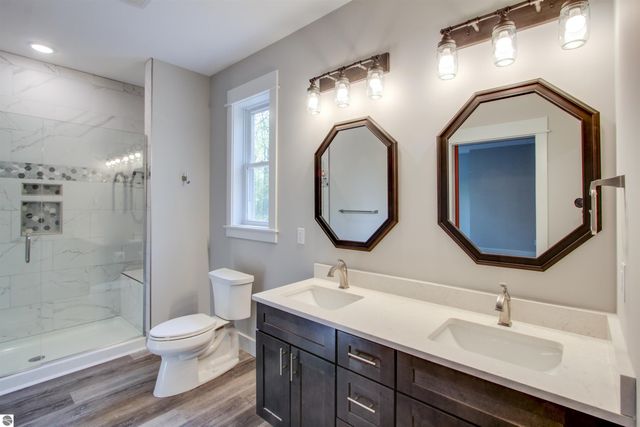 8932 Acres Run Drive, Traverse City, MI 49684