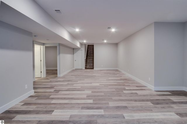 8932 Acres Run Drive, Traverse City, MI 49684