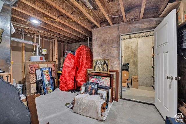 275 S 300 E, Wellsville, UT 84339