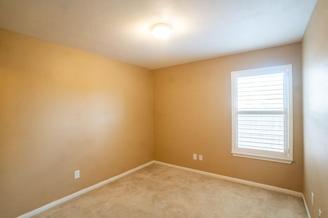 105 Remington RUN, Bastrop, TX 78602