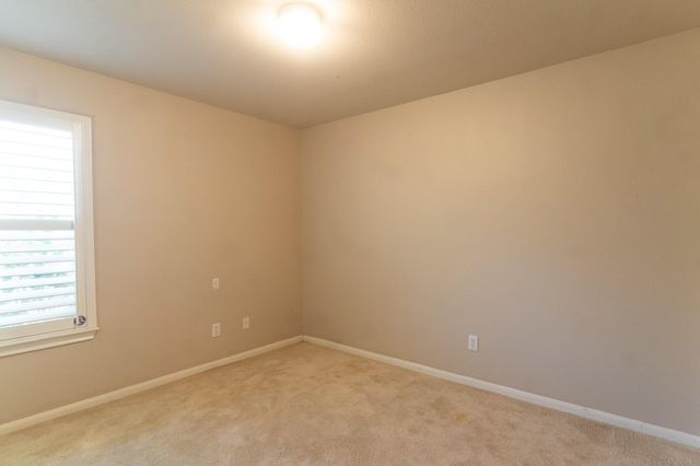 105 Remington RUN, Bastrop, TX 78602