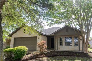 105 Remington RUN, Bastrop, TX 78602