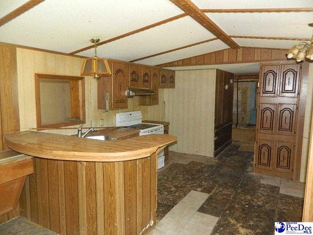 2002 Catalpa Drive, Dillon, SC 29536