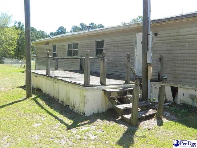 2002 Catalpa Drive, Dillon, SC 29536