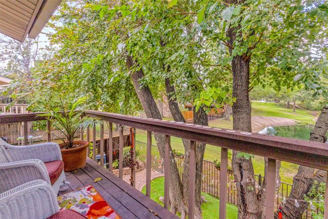 1805 Lakecrest Court, Carrollton, TX 75006
