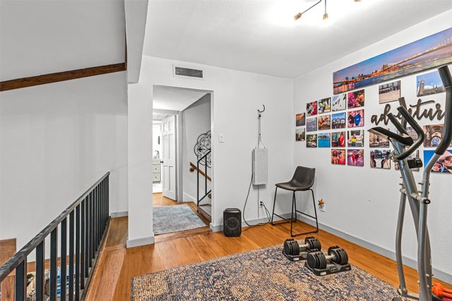 1805 Lakecrest Court, Carrollton, TX 75006