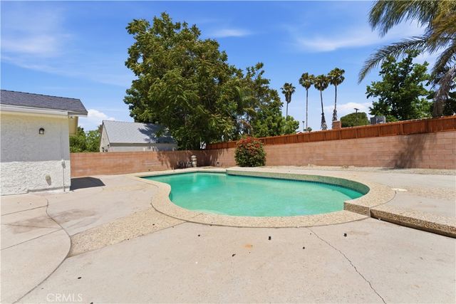 10944 Haskell Avenue, Granada Hills, CA 91344