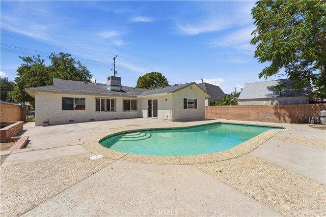 10944 Haskell Avenue, Granada Hills, CA 91344