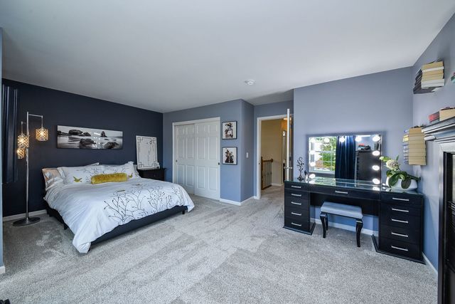 184 Birch Lane, St. Charles, IL 60175