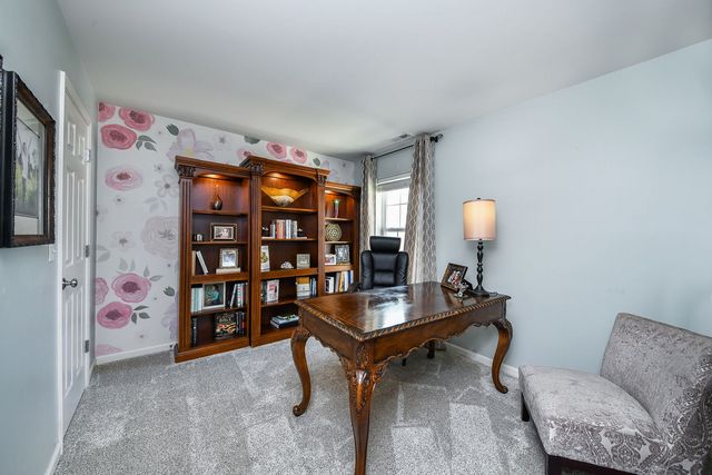 184 Birch Lane, St. Charles, IL 60175