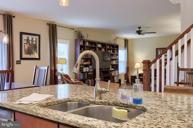 509 BROOKSHIRE DR, Lancaster, PA 17601