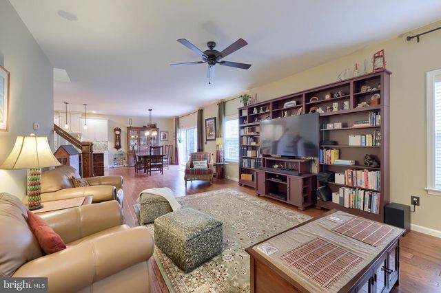 509 BROOKSHIRE DR, Lancaster, PA 17601