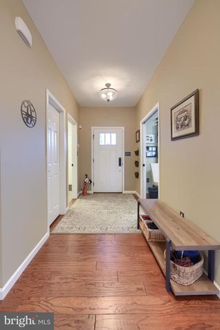 509 BROOKSHIRE DR, Lancaster, PA 17601