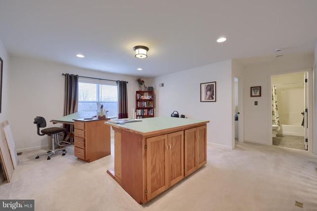 509 BROOKSHIRE DR, Lancaster, PA 17601