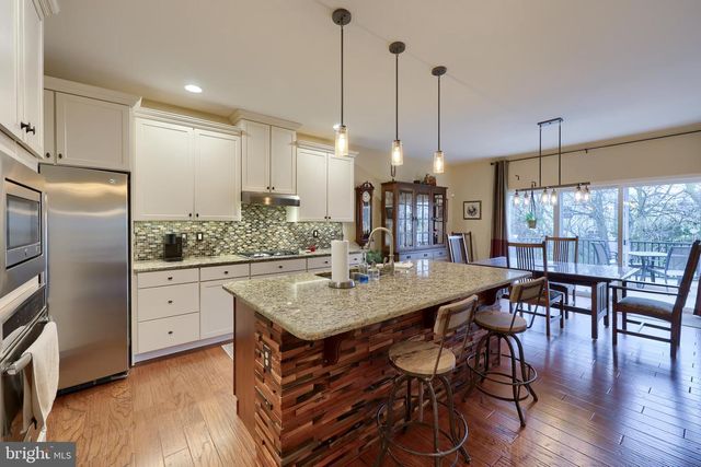 509 BROOKSHIRE DR, Lancaster, PA 17601