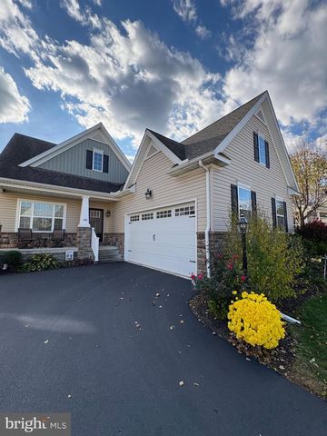 509 BROOKSHIRE DR, Lancaster, PA 17601