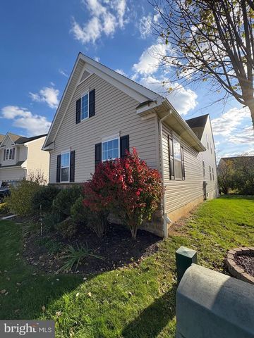 509 BROOKSHIRE DR, Lancaster, PA 17601