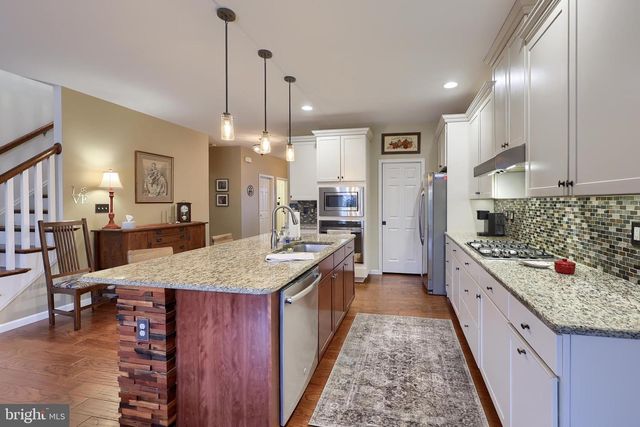 509 BROOKSHIRE DR, Lancaster, PA 17601