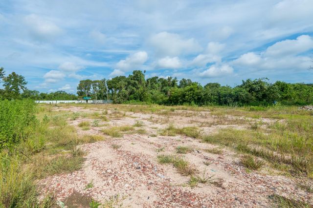 1353 Siedel Road, Brookshire, TX 77423