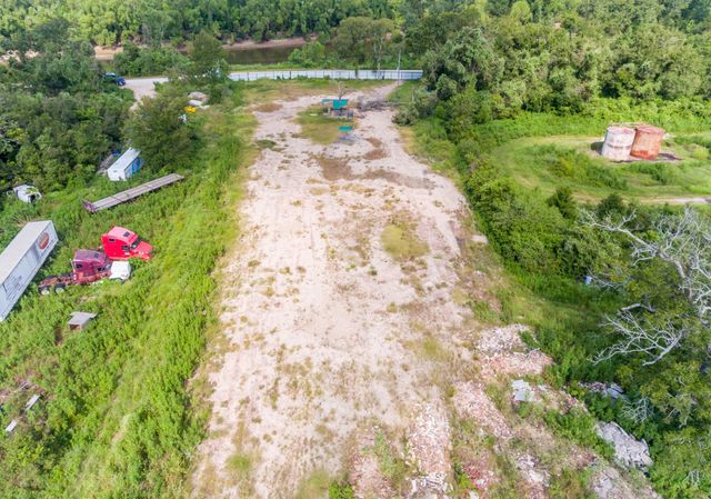 1353 Siedel Road, Brookshire, TX 77423