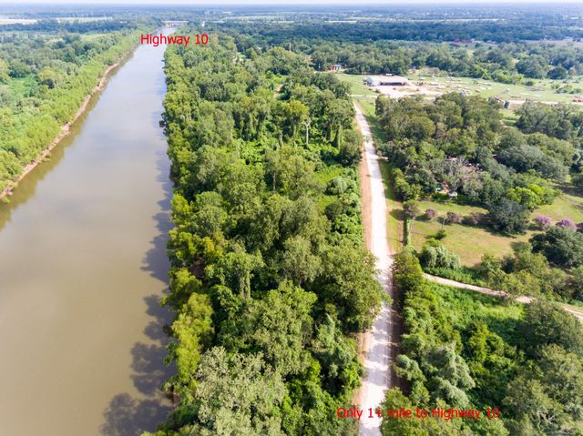 1353 Siedel Road, Brookshire, TX 77423