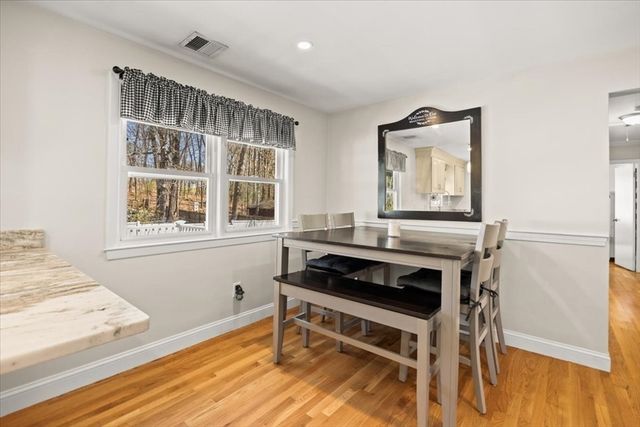 6 Ascension St, Blackstone, MA 01504