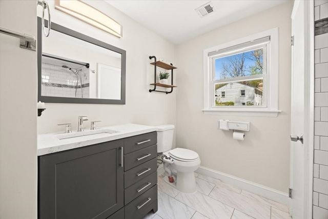 6 Ascension St, Blackstone, MA 01504