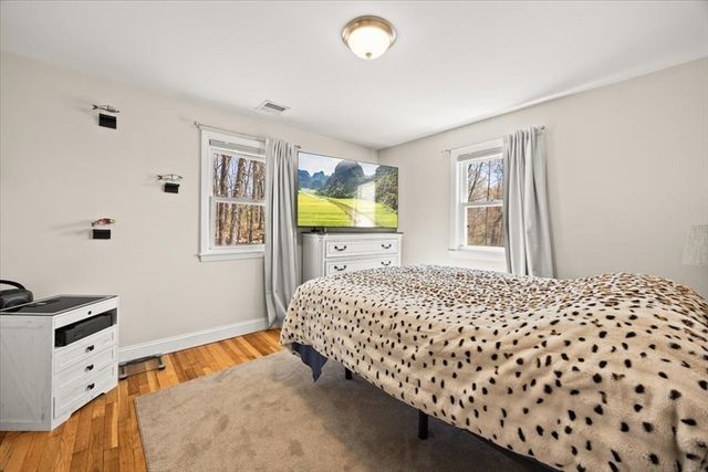 6 Ascension St, Blackstone, MA 01504