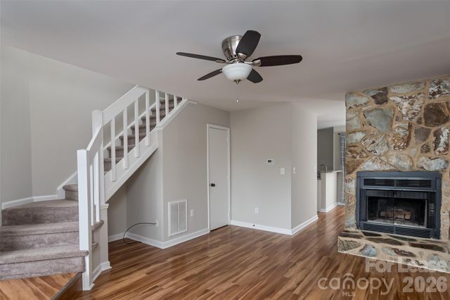 8212 Circle Tree Lane, Charlotte, NC 28277