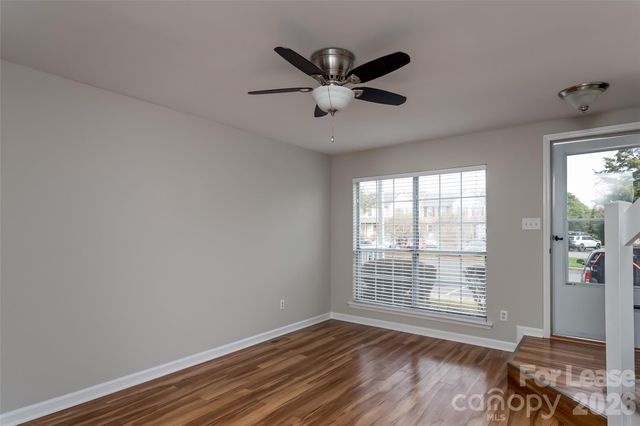 8212 Circle Tree Lane, Charlotte, NC 28277