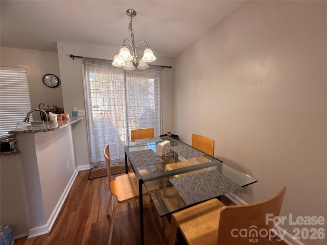 8212 Circle Tree Lane, Charlotte, NC 28277