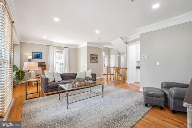 1057 GRAND OAK WAY, Rockville, MD 20852