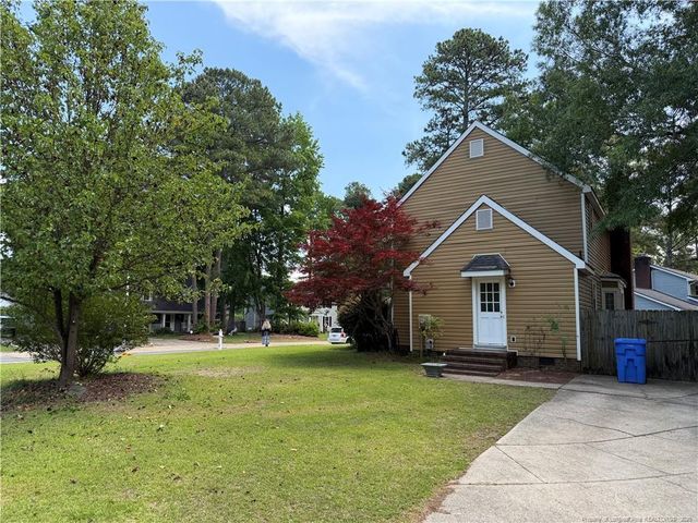219 Viking Road, Fayetteville, NC 28303