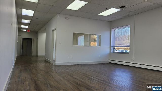 111 Charlotte Place 201A, Englewood Cliffs, NJ 07632