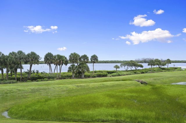 6102 SE Landing Way 14, Stuart, FL 34997