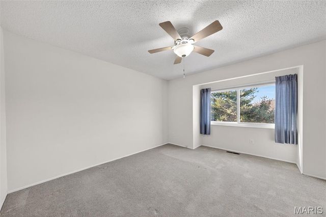 977 Cardello Drive, Manchester, MO 63021