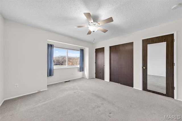 977 Cardello Drive, Manchester, MO 63021