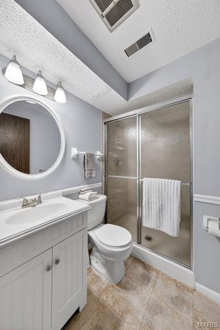 977 Cardello Drive, Manchester, MO 63021