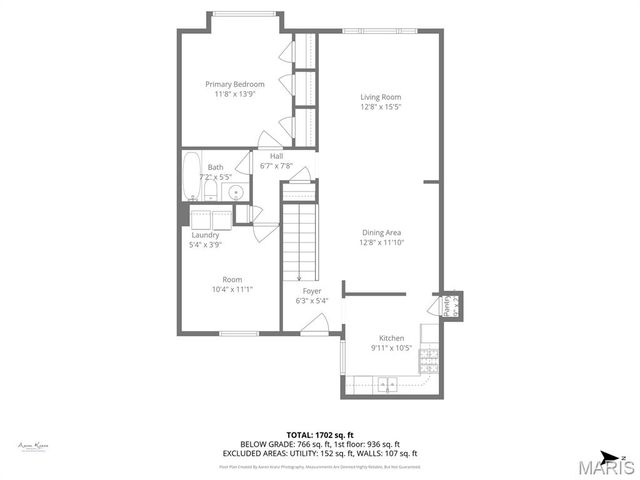 977 Cardello Drive, Manchester, MO 63021