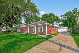 10506 Sagebriar Drive, Houston, TX 77089