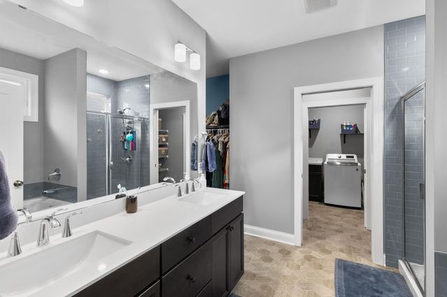 651 Elizabeth Way, Hudson, WI 54016