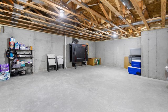 651 Elizabeth Way, Hudson, WI 54016