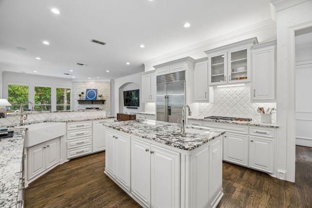 807 Independence Parkway, Southlake, TX 76092