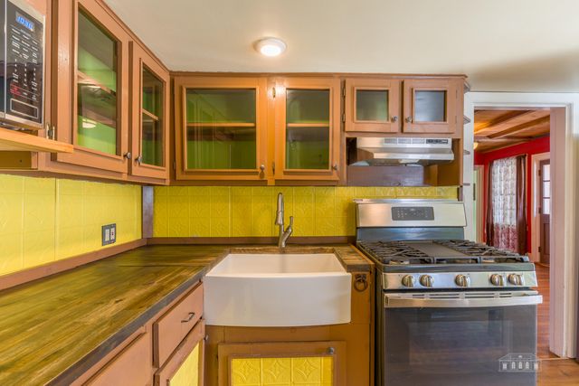 6 Park Side Drive, Jay, NY 12941