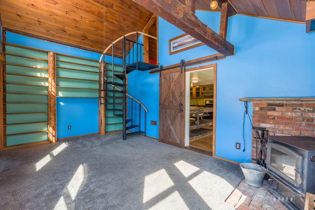 6 Park Side Drive, Jay, NY 12941