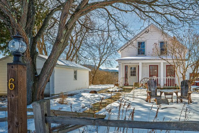 6 Park Side Drive, Jay, NY 12941