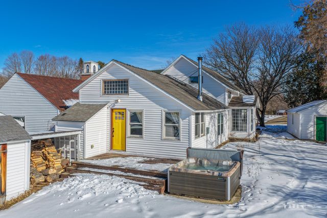 6 Park Side Drive, Jay, NY 12941