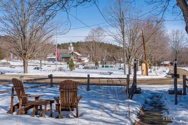 6 Park Side Drive, Jay, NY 12941