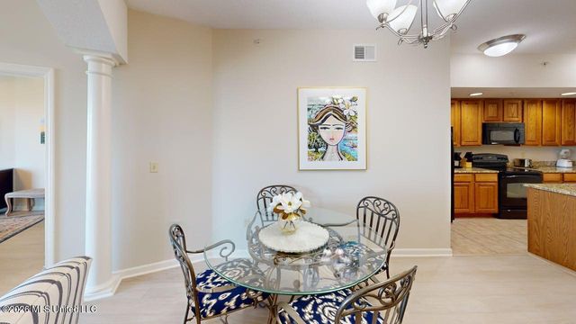 2228 Beach Drive, 404, Gulfport, MS 39507